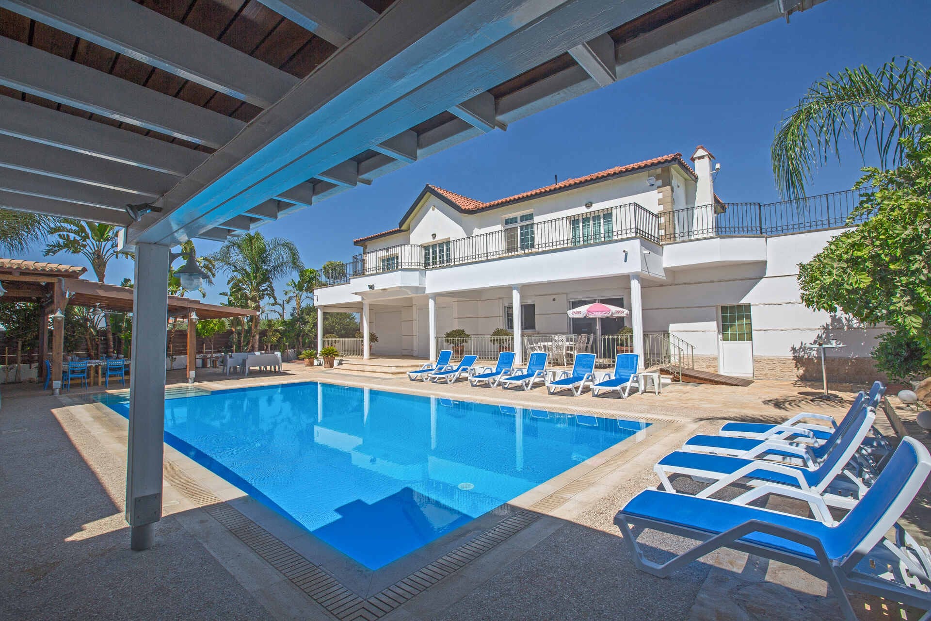 Villa Lumina - 5 bedroom villa in Pernera, Famagusta, Cyprus - photo 6