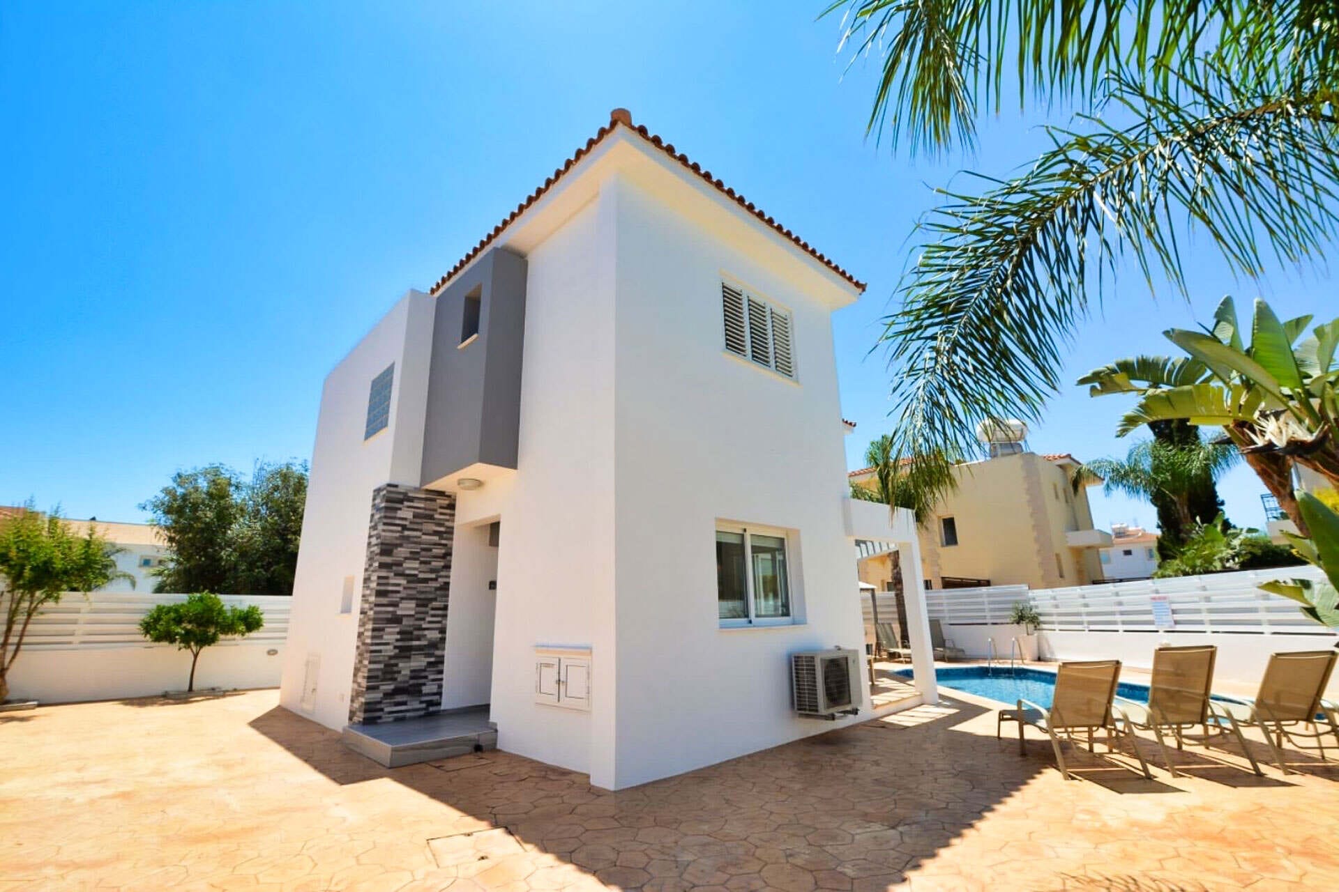 Villa Monroe - 4 bedroom villa in Pernera, Famagusta, Cyprus - photo 1