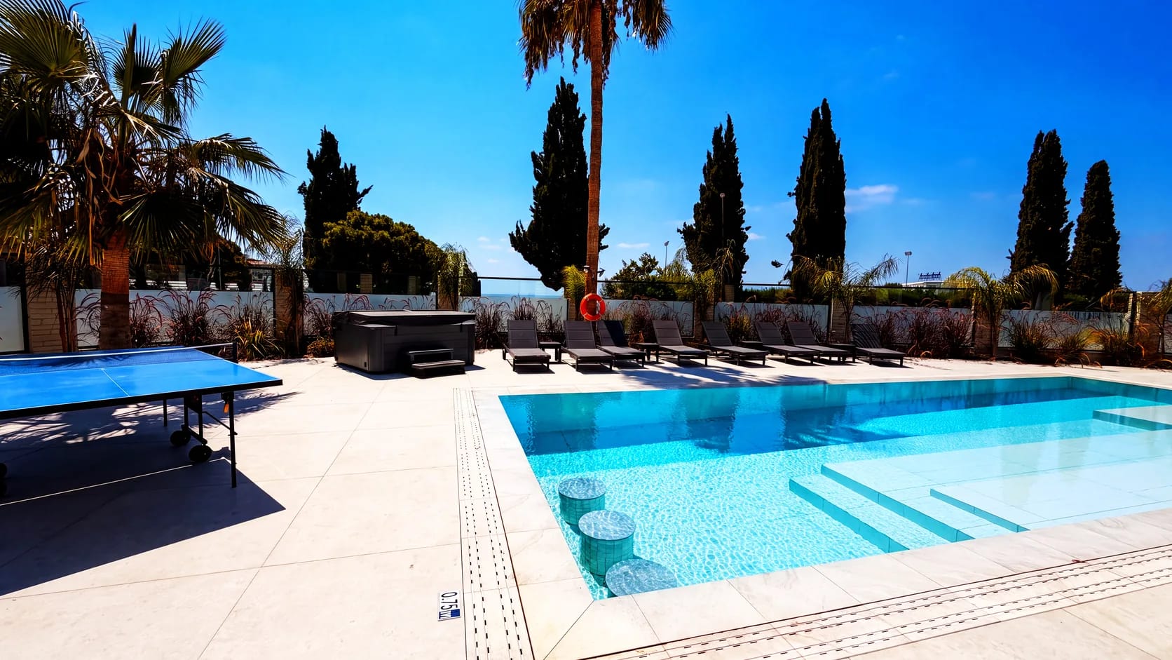 Villa Margarita pool and table tennis
