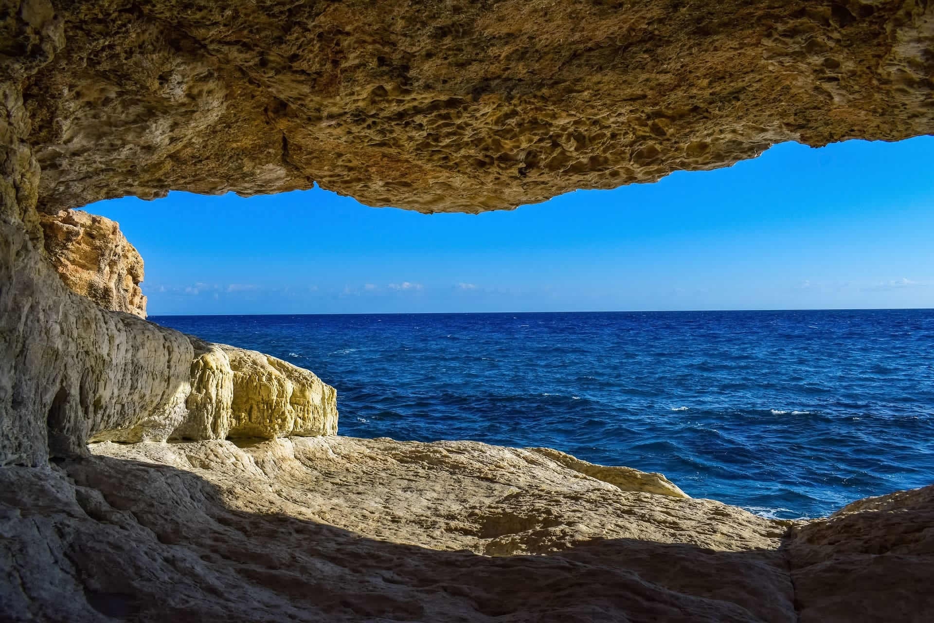 Last-Minute Summer Villa Deals in Cyprus