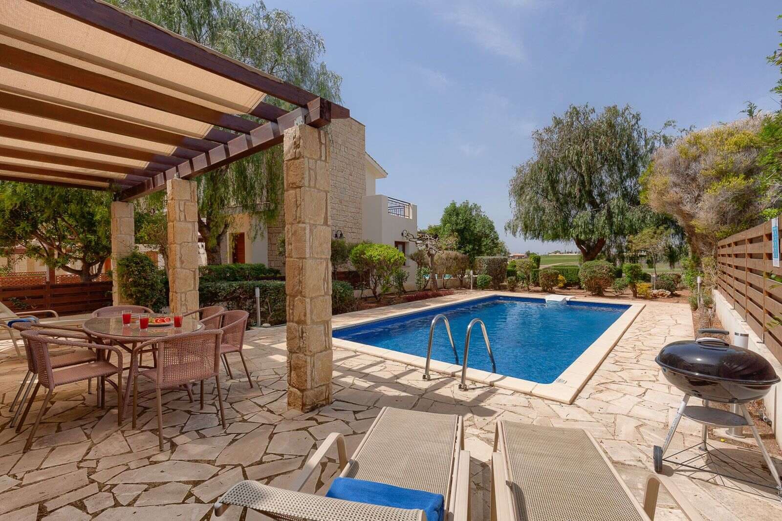 Villa Crystalline - 3 bedroom villa in Aphrodite Hills, Paphos, Cyprus - photo 2