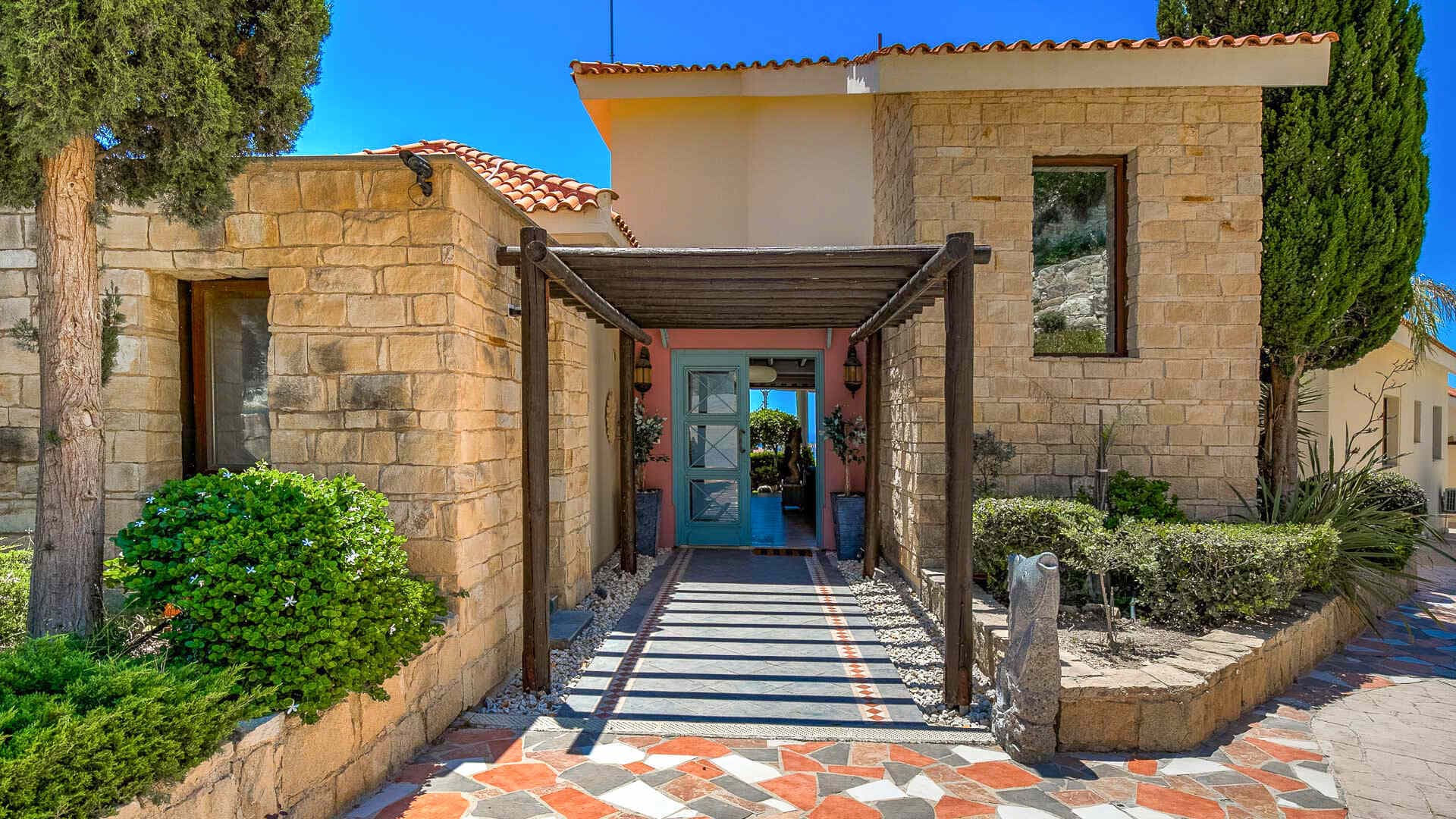 Villa CVRWEDPAN - 8 bedroom villa in Coral Bay, Paphos, Cyprus - photo 3
