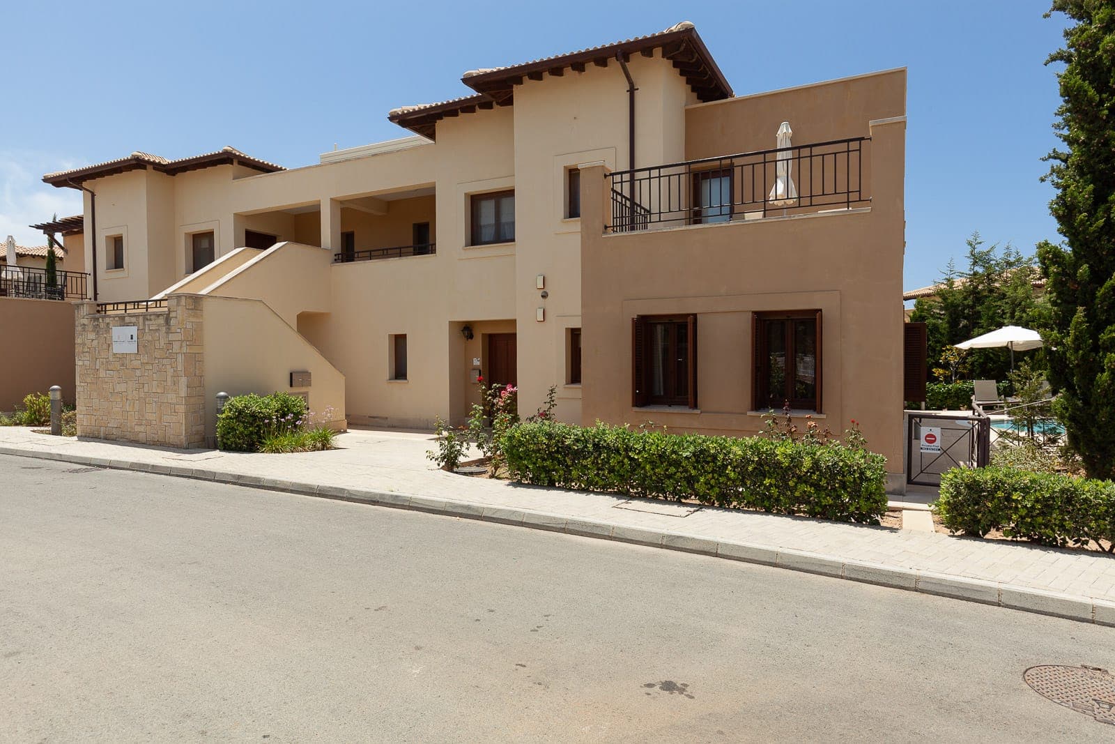 Villa Divinity - 3 bedroom villa in Aphrodite Hills, Paphos, Cyprus - photo 2