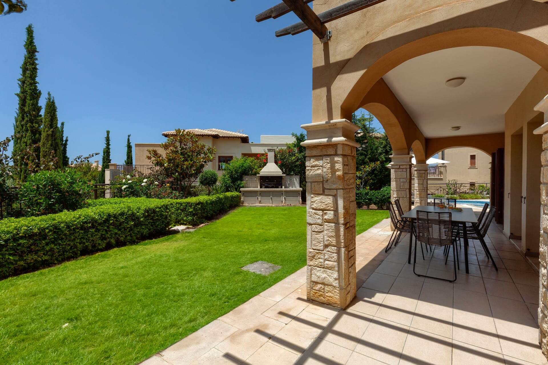 Villa Divinity - 3 bedroom villa in Aphrodite Hills, Paphos, Cyprus - photo 4