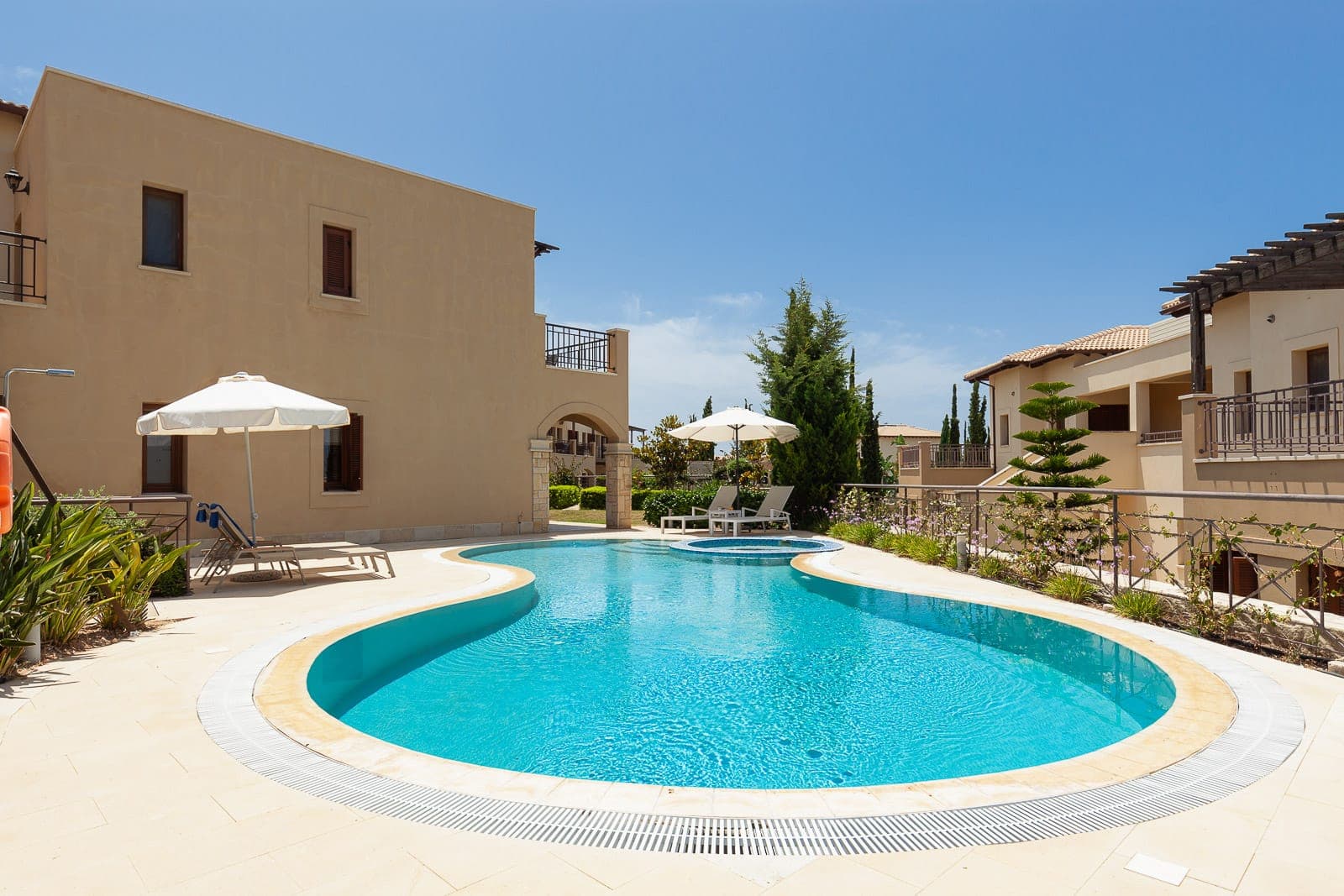 Villa Divinity - 3 bedroom villa in Aphrodite Hills, Paphos, Cyprus - photo 5