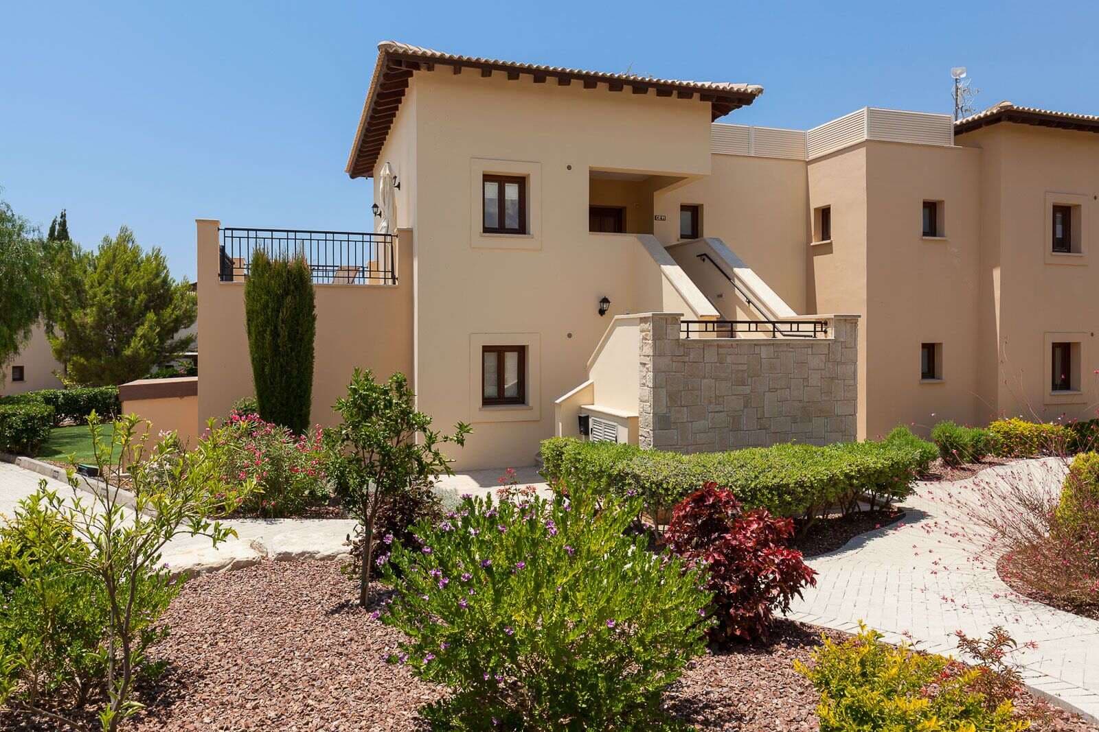 Villa Floret - 1 bedroom villa in Aphrodite Hills, Paphos, Cyprus - photo 1