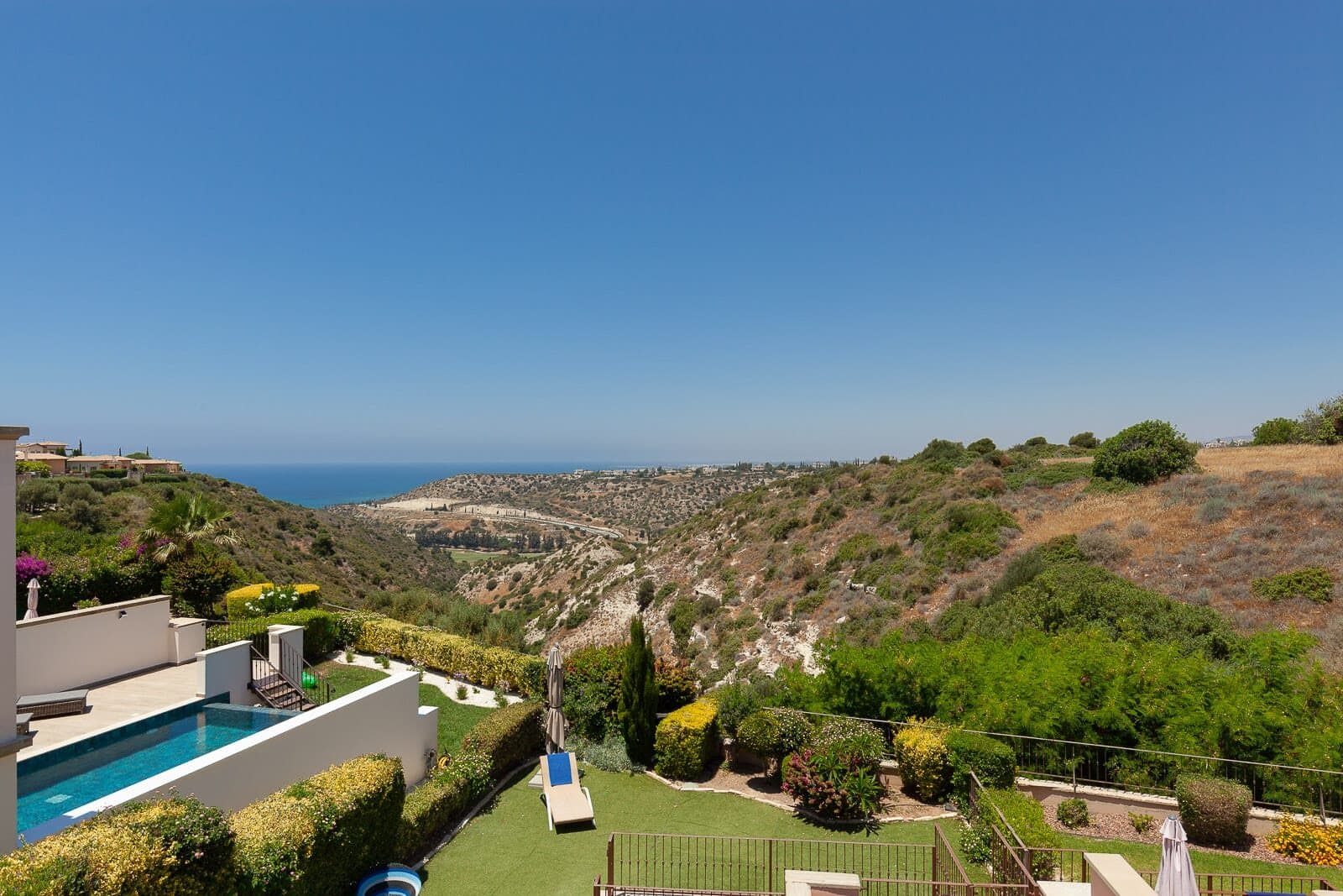 Villa Incanto - 3 bedroom villa in Aphrodite Hills, Paphos, Cyprus - photo 5