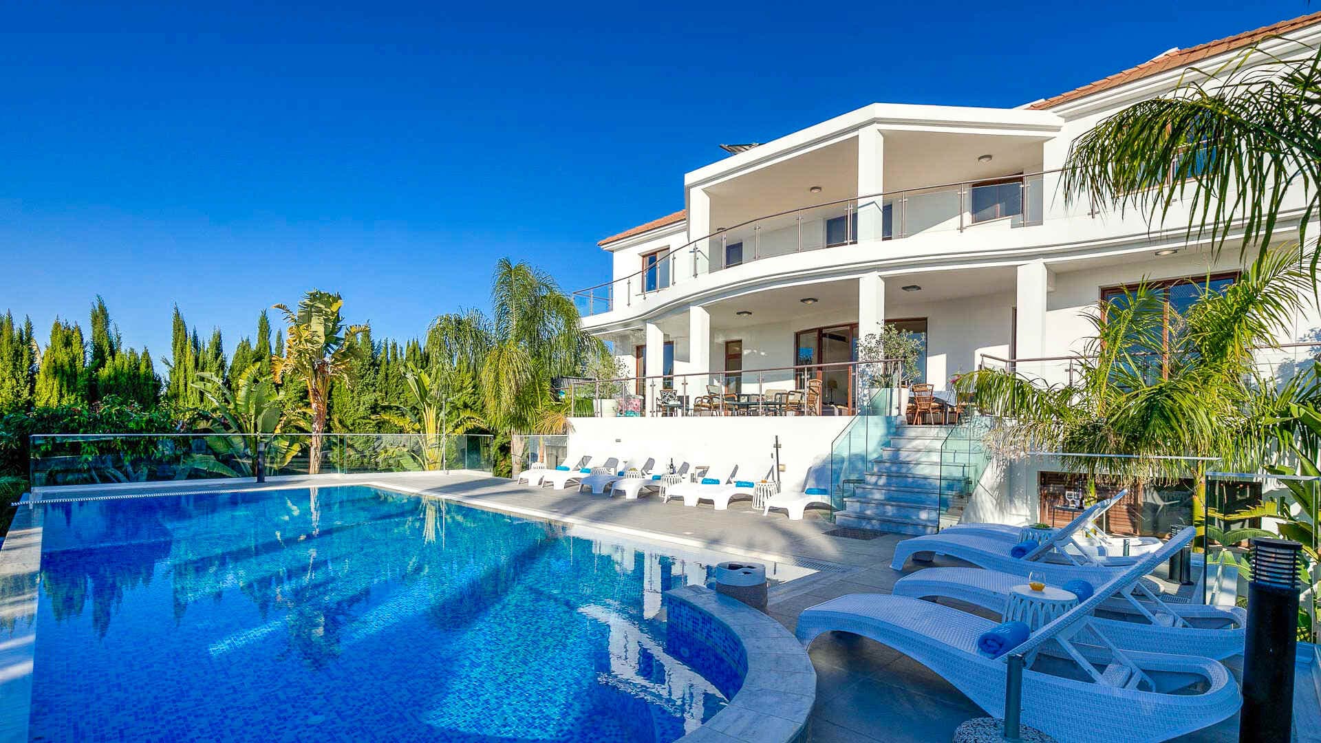 Villa Majestic - 8 bedroom villa in Agios Georgios, Paphos, Cyprus - photo 2
