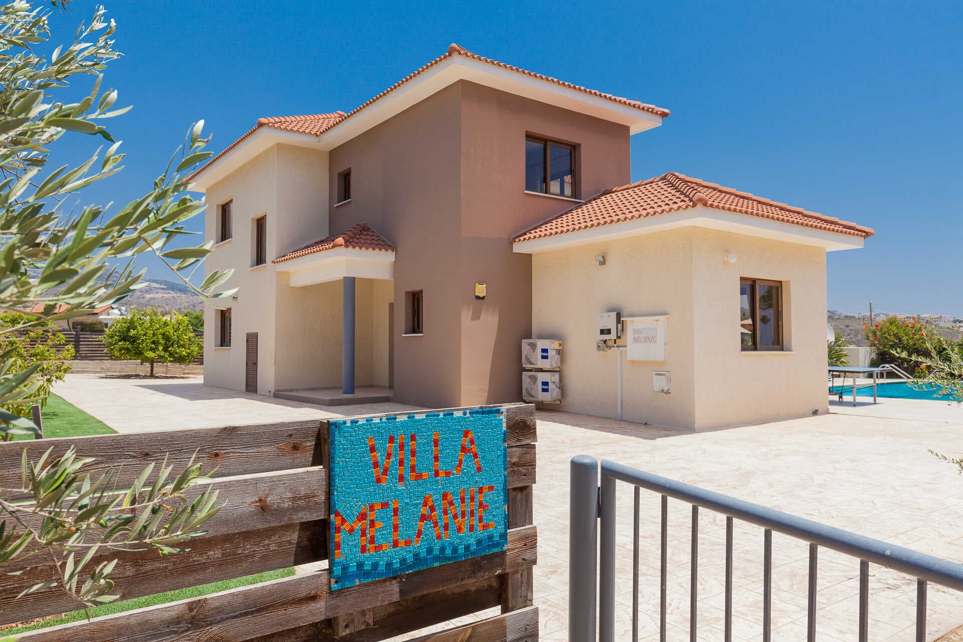 Villa Melanie - 4 bedroom villa in Coral Bay, Paphos, Cyprus - photo 4