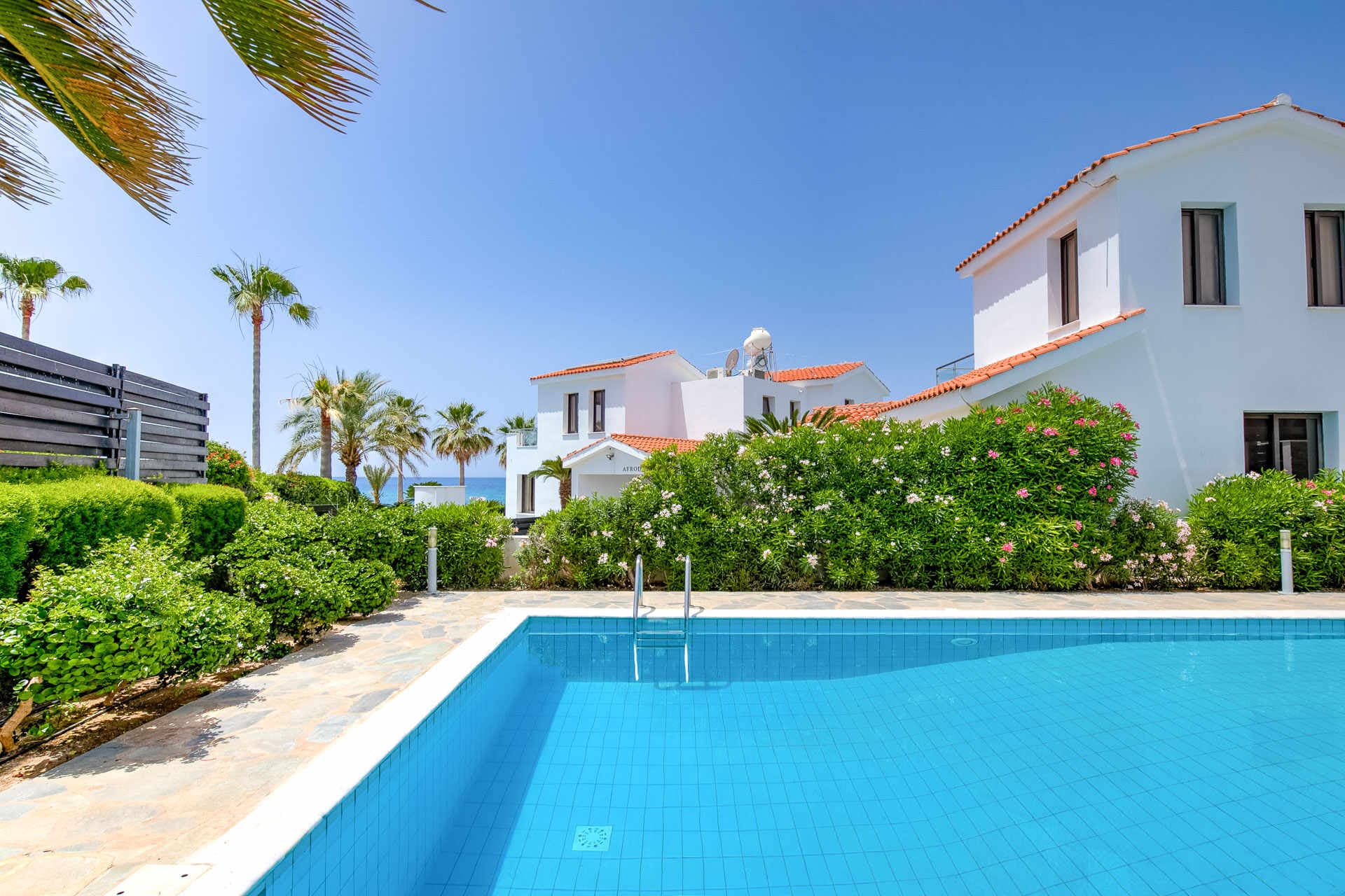 Villa Roza - 3 bedroom villa in Potima Bay, Paphos, Cyprus - photo 4