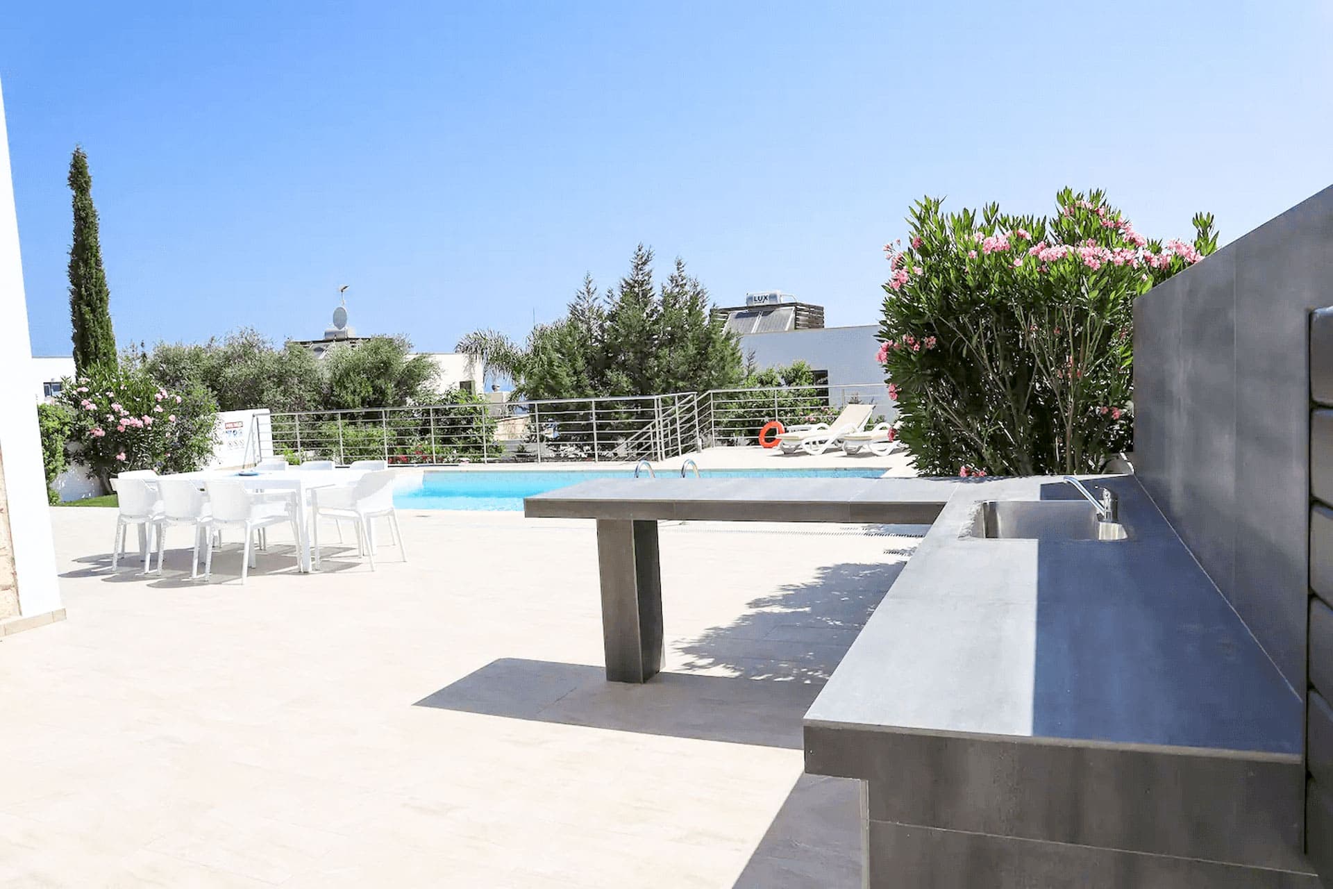 Villa Thea - 3 bedroom villa in Neo Chorio, Paphos, Cyprus - photo 4