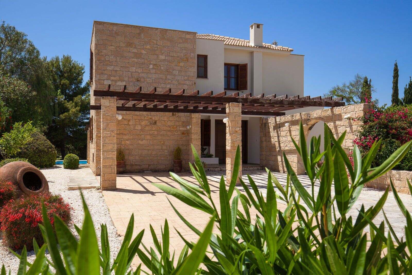 Villa Trinity - 2 bedroom villa in Aphrodite Hills, Paphos, Cyprus - photo 1