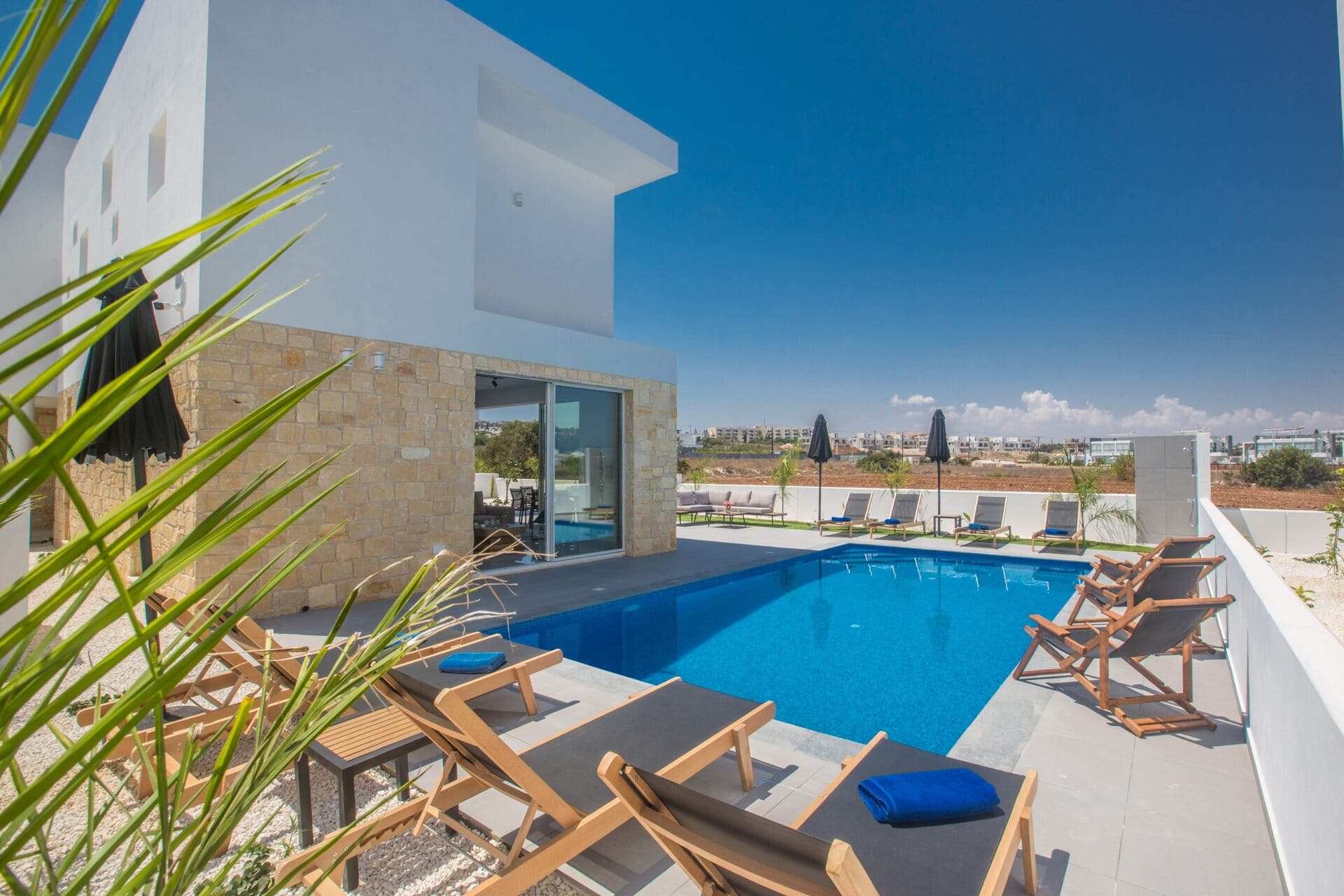 Villa Tropical - 4 bedroom villa in Fig Tree Bay, Famagusta, Cyprus - photo 3