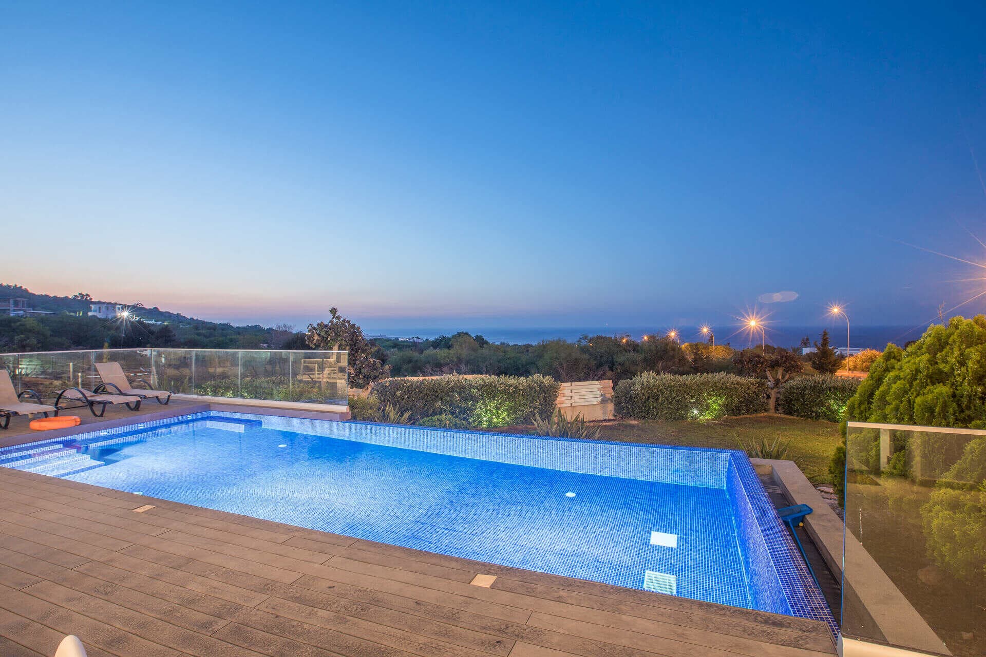 Villa Tuscany - 6 bedroom villa in Ayia Thekla, Famagusta, Cyprus - photo 2