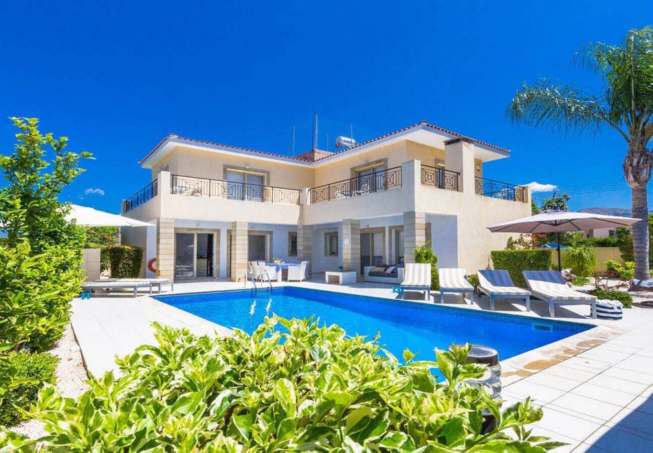 holiday cyprus villa