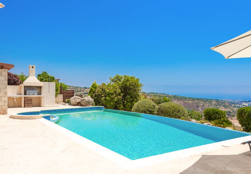 Villas in Cyprus With Heated Pool & Hot Tub - Cyprus Villa Retreats